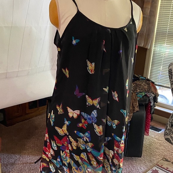 Dresses & Skirts - 1x/2x butterfly dress